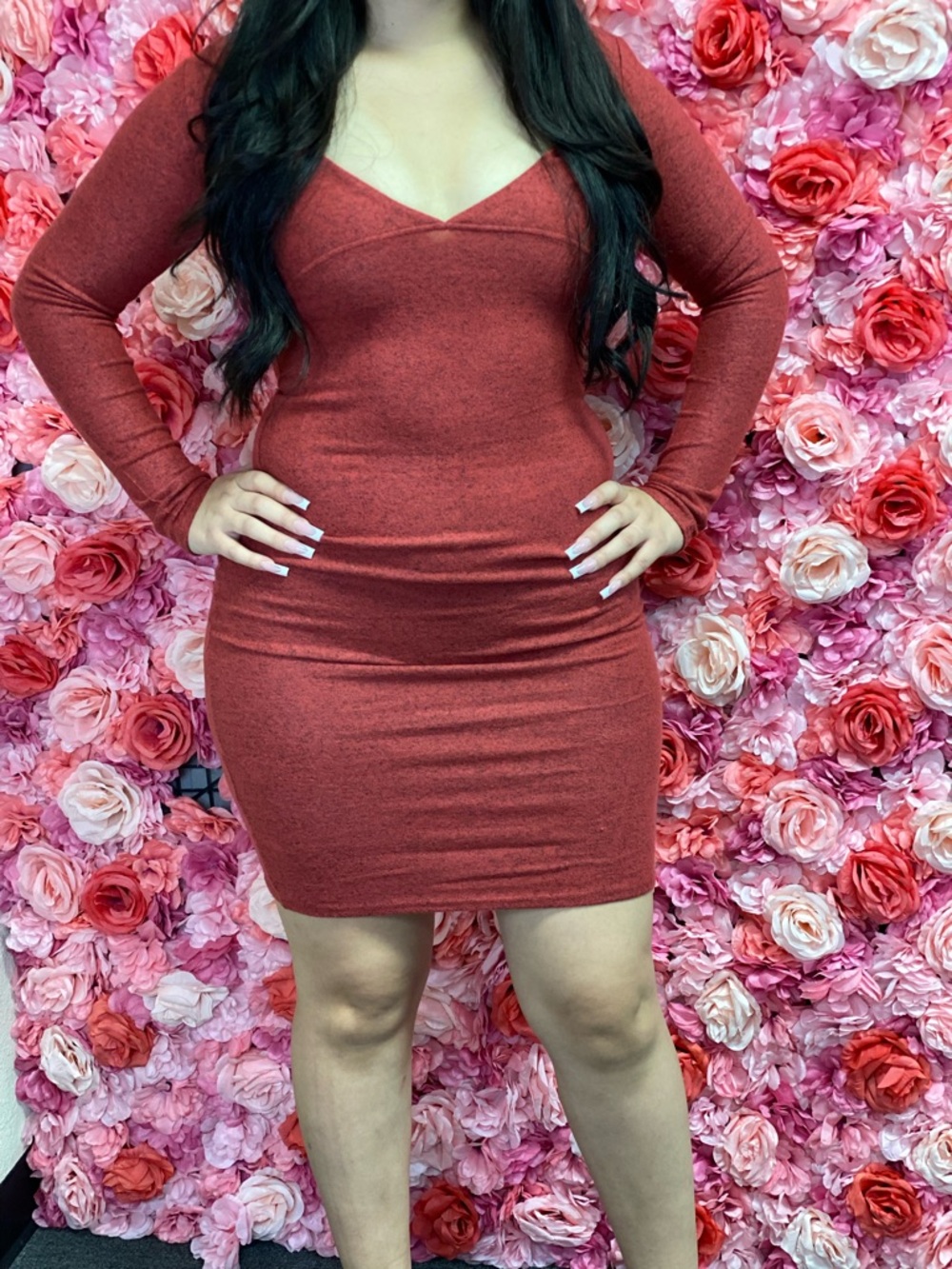 Long Sleeve V-Neck Bodycon Dress in Rust Red